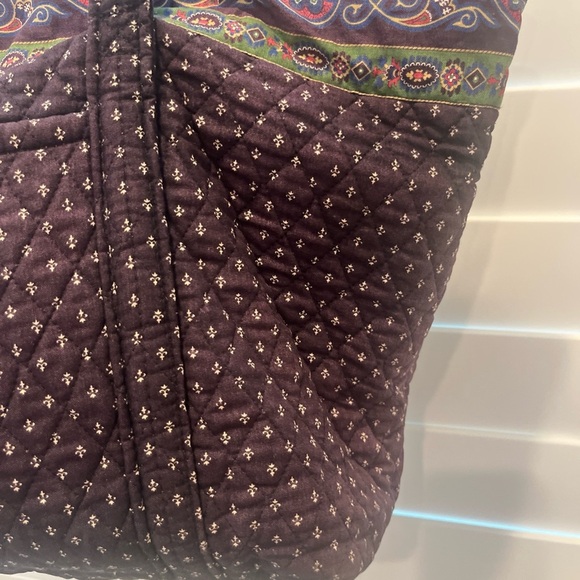 Vera Bradley Purple Travel Bag Quilted Design - Picture 7 of 13
